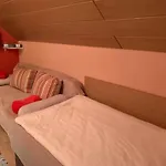 Gaestehaus Monika 4*