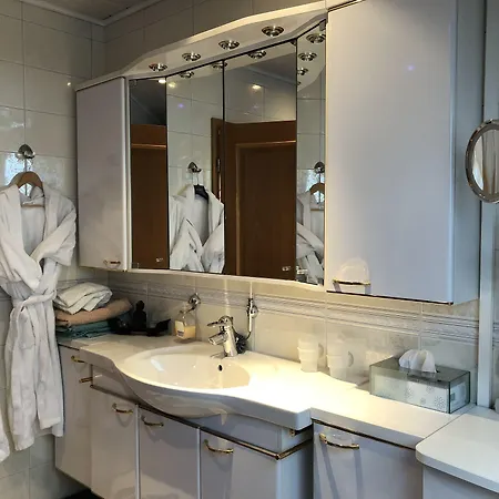 Gaestehaus Monika 게스트하우스