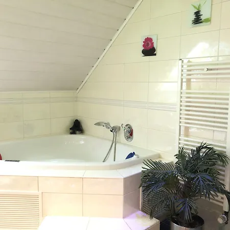 Pensión Gaestehaus Monika Hornbach